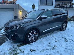 Grau Gebraucht 2018 Peugeot 5008 GT SUV | 18.750 € (Fairer Preis)