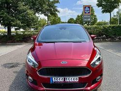 Rot Gebraucht 2018 Ford S-MAX ST-Line Van / Kleinbus | 19.999 € (Teuer)