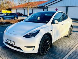 Weiß Gebraucht 2022 Tesla Model Y Long Range AWD SUV | 30.900 € (Fairer Preis)
