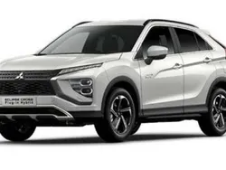 Anden weiss Gebraucht 2022 Mitsubishi Eclipse Cross Intro Edition SUV | 20.995 € (Guter Preis)