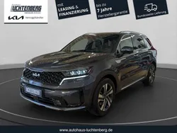Grau Gebraucht 2022 Kia Sorento Platinum SUV | 41.550 € (Etwas zu teuer)