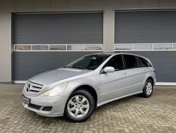 Grau Gebraucht 2006 Mercedes R350 Van / Kleinbus | 5.200 € (Fairer Preis)