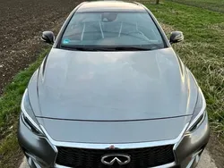 Grau Gebraucht 2020 Infiniti Q30 Sport Tech Kleinwagen | 20.500 € (Fairer Preis)