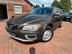 Braun Gebraucht 2012 Volvo XC70 Business Edition SUV | 10.900 € (Guter Preis)