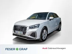 Gletscherweiß Gebraucht 2023 Audi Q2 Ambiente SUV | 29.440 € (Fairer Preis)