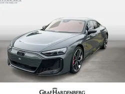Grau Neu 2025 Audi RS e-tron GT Limousine | 178.644 €