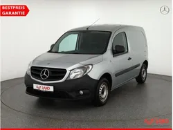 Helvinsilber metallic (metallic) Gebraucht 2020 Mercedes Citan 109 Van | 15.490 € (Etwas zu teuer)