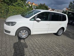 Weiß Gebraucht 2013 VW Touran Van / Kleinbus | 8.000 € (Superpreis)