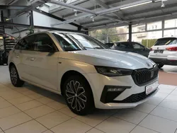Brilliantsilber metallic Gebraucht 2024 Skoda Scala Drive Kleinwagen | 25.999 € (Teuer)