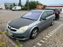 Silber Gebraucht 2005 Opel Vectra Kombi | 1.500 € (Guter Preis)