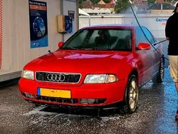 Rot Gebraucht 1998 Audi A4 Limousine | 2.700 € (Fairer Preis)