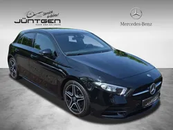 Schwarz Gebraucht 2020 Mercedes A200 AMG line Limousine | 29.888 € (Teuer)