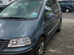 Grau Gebraucht 2007 VW Sharan Van / Kleinbus | 3.800 € (Fairer Preis)