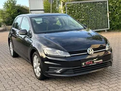 Schwarz Gebraucht 2018 VW Golf VII Limousine | 11.300 € (Superpreis)