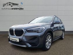 Grau Gebraucht 2022 BMW X1 Advantage SUV | 23.900 € (Fairer Preis)