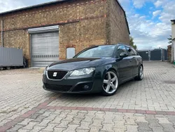 Grau Gebraucht 2009 Seat Exeo Kombi | 6.300 € (Teuer)