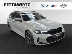 Black sapphire metallic Neu 2025 BMW 320 M Sport Kombi | 53.290 € (Guter Preis)