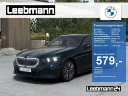 Schwarz Neu 2025 BMW 520 M Sport Kombi | 71.950 €