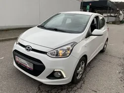 Weiß Gebraucht 2014 Hyundai i10 Edition Kleinwagen | 4.500 € (Fairer Preis)