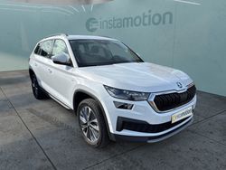 Weiß Gebraucht 2024 Skoda Kodiaq Tour SUV | 46.190 € (Etwas zu teuer)