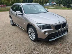 Grau Gebraucht 2011 BMW X1 SUV | 6.990 € (Guter Preis)