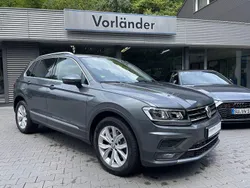 Grau Gebraucht 2019 VW Tiguan Highline SUV | 27.990 € (Guter Preis)