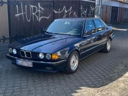 Blau Gebraucht 1987 BMW 730 Limousine | 11.900 €