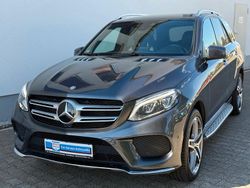 Grau Gebraucht 2016 Mercedes GLE500 AMG line SUV | 39.979 € (Etwas zu teuer)