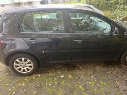 Schwarz Gebraucht 2005 VW Golf V Limousine | 1.900 € (Fairer Preis)