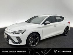 Glacial weiß metallic Gebraucht 2025 Cupra Leon Limousine | 29.990 € (Guter Preis)