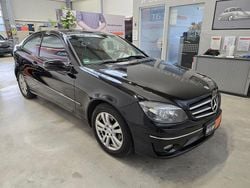 Schwarz Gebraucht 2009 Mercedes CLC180 Kleinwagen | 4.490 € (Guter Preis)