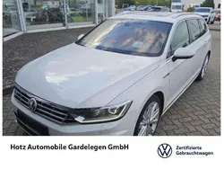Oryxweiß perlmutteffekt Gebraucht 2016 VW Passat Highline Kombi | 18.900 € (Guter Preis)