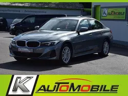 Grau Gebraucht 2023 BMW 320 Shadowline Limousine | 35.680 € (Guter Preis)