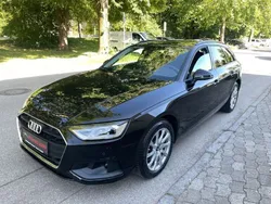 Mythosschwarz Gebraucht 2022 Audi A4 Kombi | 23.990 € (Superpreis)