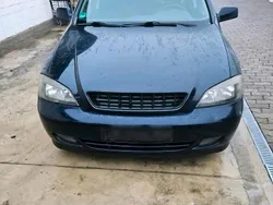 Blau Gebraucht 2003 Opel Astra Kleinwagen | 2.250 € (Teuer)