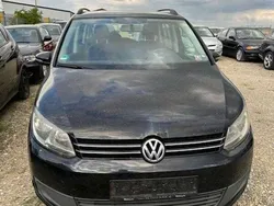 Deep black perleffekt Gebraucht 2010 VW Touran Trendline Van / Kleinbus | 2.350 € (Guter Preis)