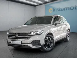 Beige Gebraucht 2024 VW Touareg SUV | 54.049 € (Superpreis)