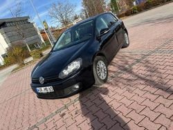 Schwarz Gebraucht 2012 VW Golf VII Match Kombi | 3.699 € (Superpreis)