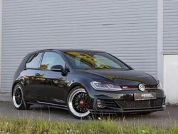 Schwarz Gebraucht 2017 VW Golf VII GTI Limousine | 21.990 € (Fairer Preis)