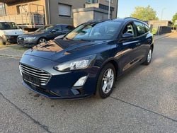 Blau Gebraucht 2020 Ford Focus Cool & Connect Limousine | 9.499 € (Superpreis)