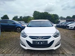 Weiß Gebraucht 2012 Hyundai i40 Comfort Kombi | 6.590 € (Fairer Preis)