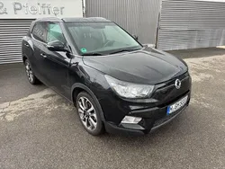Schwarz Gebraucht 2016 Ssangyong Tivoli Crystal SUV | 6.500 € (Superpreis)