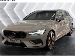 Weiß Gebraucht 2025 Volvo V60 Ultra Kombi | 51.990 € (Etwas zu teuer)