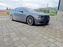 Grau Gebraucht 2007 BMW 335 Performance Coupé | 17.999 € (Teuer)