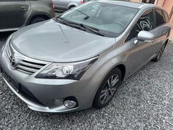 Silber Gebraucht 2013 Toyota Avensis Edition Kombi | 5.200 € (Fairer Preis)