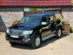 Schwarz Gebraucht 2016 Toyota HiLux Executive Abholung | 35.900 € (Etwas zu teuer)