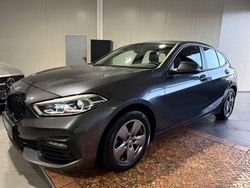 Grau Gebraucht 2020 BMW 118 M Sport Kleinwagen | 19.990 € (Fairer Preis)