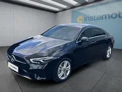 Schwarz Gebraucht 2024 Mercedes CLA180 Limousine | 32.849 € (Fairer Preis)