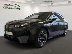 Sophistograu brillanteffekt Gebraucht 2022 BMW iX Sport Line SUV | 43.990 € (Guter Preis)