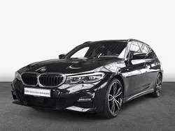 Schwarz Gebraucht 2022 BMW 320 Shadowline Kombi | 27.911 € (Fairer Preis)